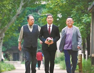 荧屏“铁N角”卖情怀会是加分项吗？