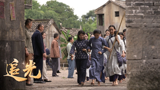 信仰之光照耀大地精神力量书写壮丽史诗