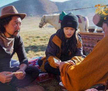 动作冒险电影《藏地奇兵》好评热播中，千年地宫解谜探险极限燃爽