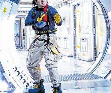 暑期档电影票房破90亿元