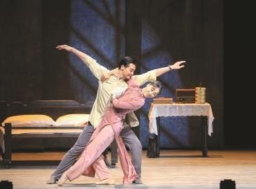 舞剧《永不消逝的电波》直播“霸屏”朋友圈