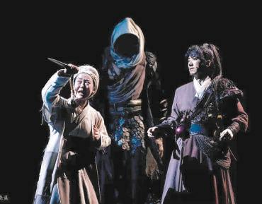 中国戏剧2022：走出“讨好型人格”？