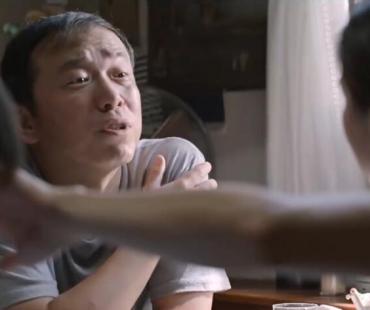 王鹤棣说起“北京话” 电影《抬头见喜》发预告片