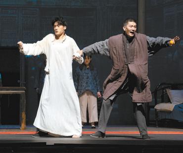 《狂人日记》：缓慢建构的崇高美学