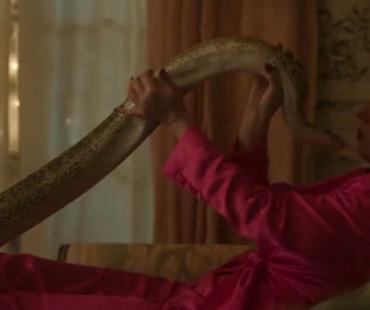 《梅菲尔女巫》发布新预告 神秘女巫家族露真容