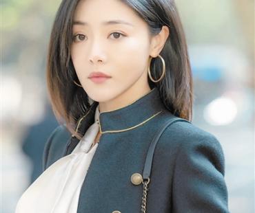 《匆匆的青春》中表演张弛有度 邓家佳感恩遇到好剧本好角色