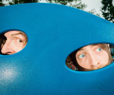 《怪人》曝宣传图 “哈利波特”与扬科维奇亮相