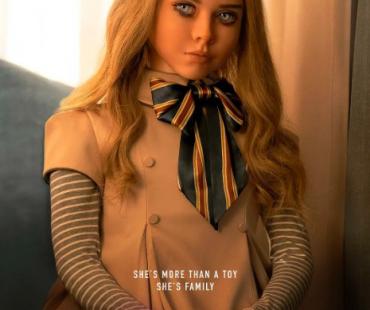 温子仁监制惊悚片《梅根》发布特辑 恐怖娃娃揭晓