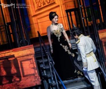 俄罗斯音乐剧《安娜·卡列尼娜》中文版“驶抵”京城 带来原味俄式美学