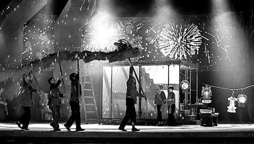 一幅鲜明的闽南画卷——评话剧《皮囊》