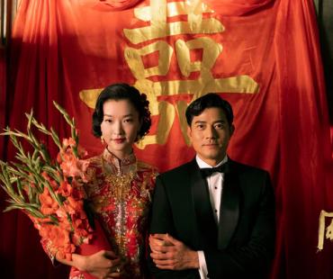 电影《风再起时》正在热映，杜鹃化身大嫂杀伐果决助郭富城上位